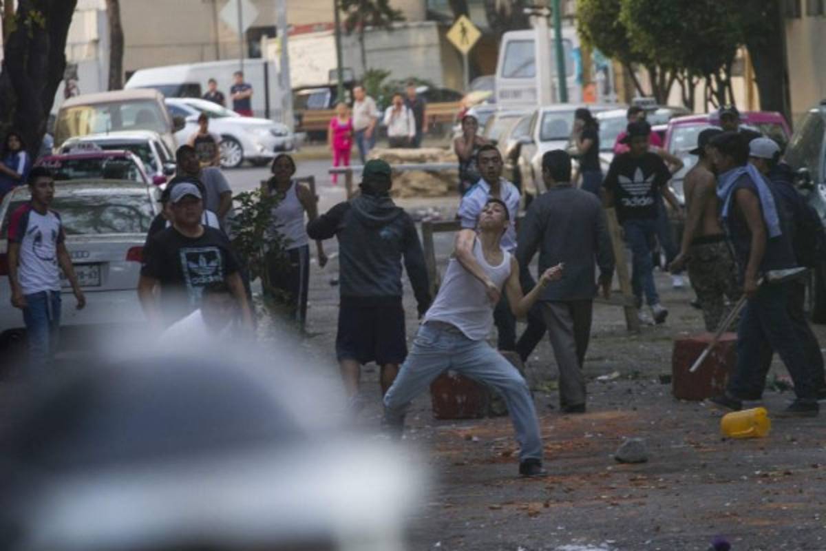 Especial: Saqueos masivos en México por gasolizano