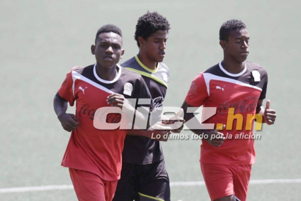 EN FOTOS: Así entrena el hijo de Carlos Pavón en Olimpia