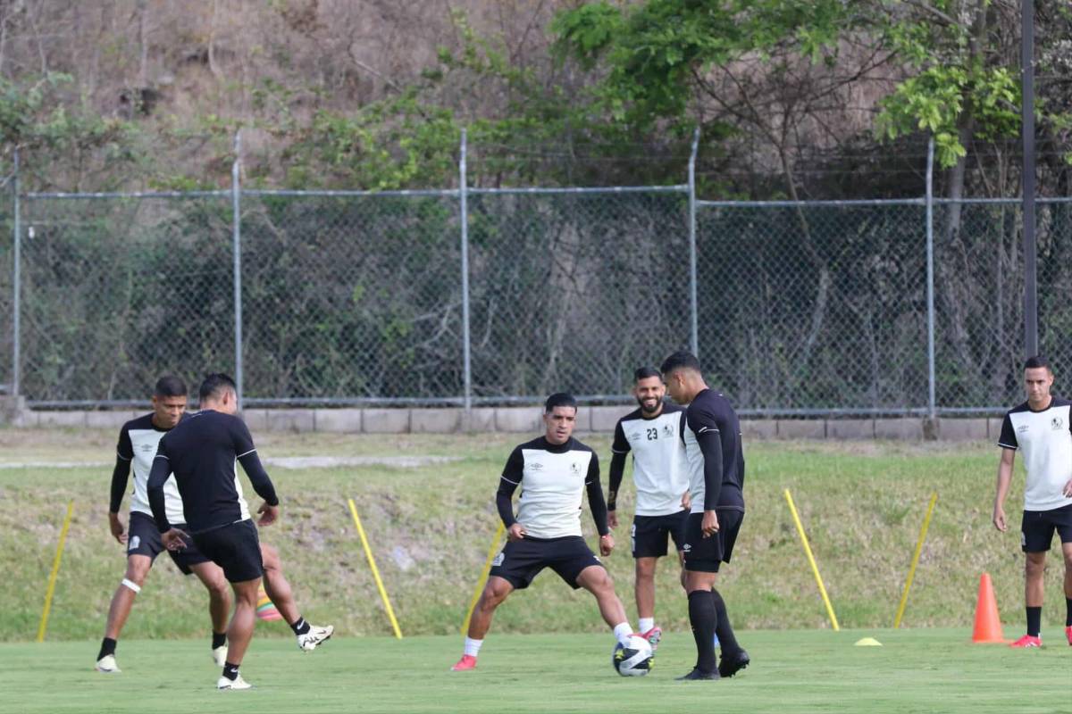 ¡Sorpresa! Olimpia incorpora a su nuevo fichaje para la próxima temporada y es seleccionado hondureño