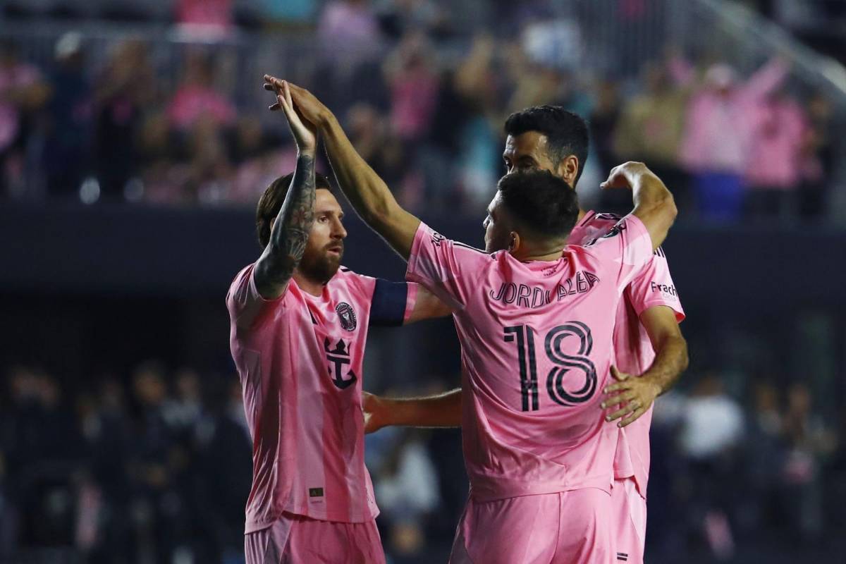 El motivo de la frustración de Messi, el amuleto de Said Martínez no funcionó y el reclamo de Luis Suárez