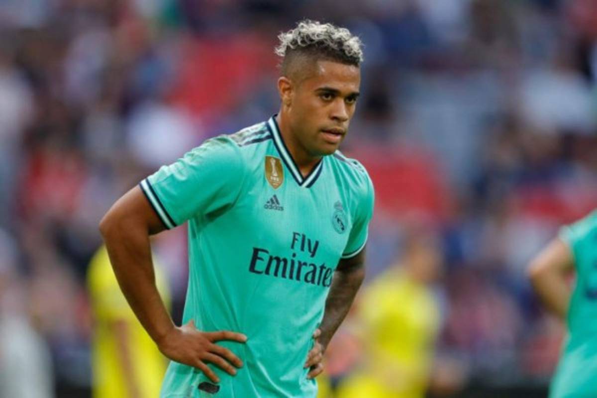 Fichajes: Confirman el futuro de Cristiano Ronaldo, Barcelona y Real Madrid preparan sus primeras bajas