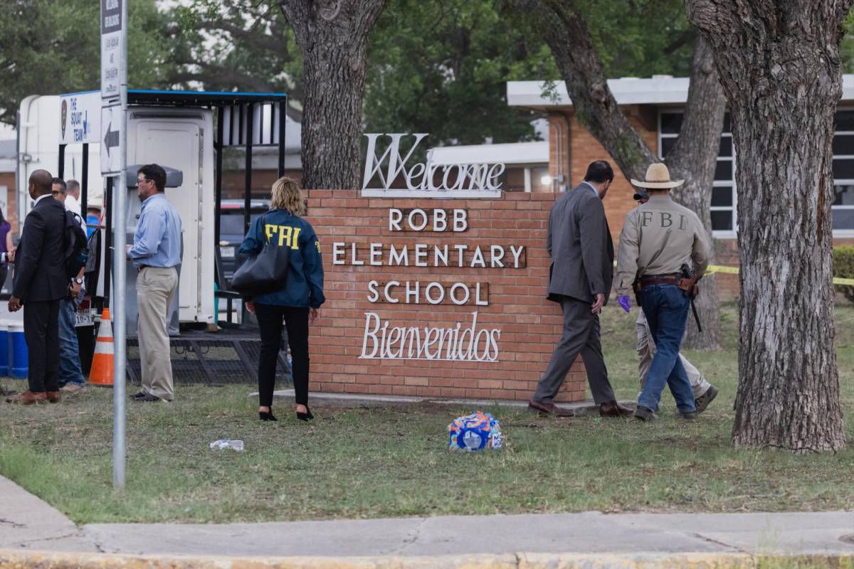 Avisó por Instagram, sufría de bullying y una madre drogadicta: la aterradora historia de Salvador Ramos, el autor de la masacre en Texas