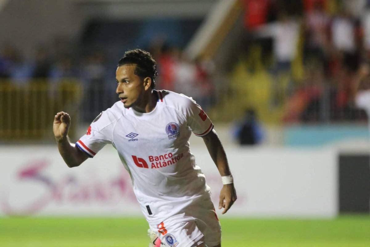 ¿Y el VAR? el penal que no le pitaron a Mixco y la extraña celebración de Edwin