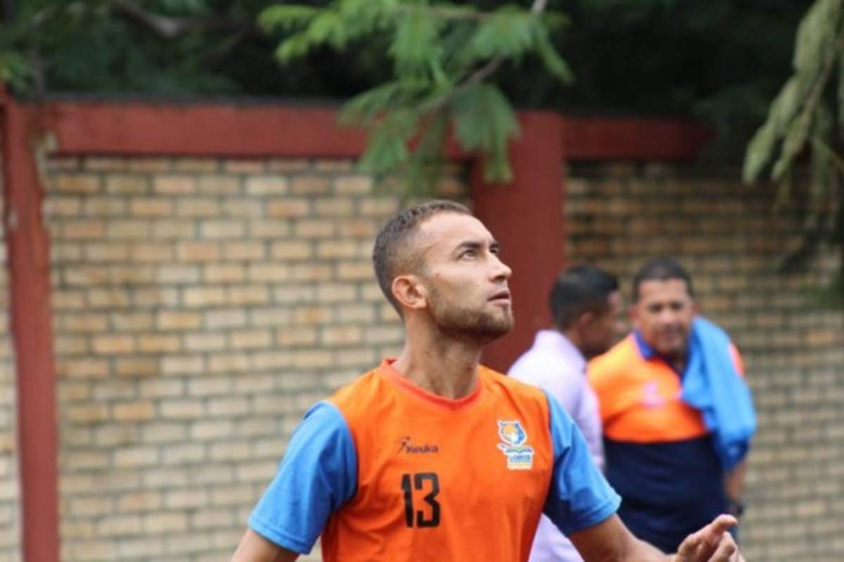 Fichajes: Ex legionario cerca de la Liga de Ascenso y uno del Olimpia iría al extranjero