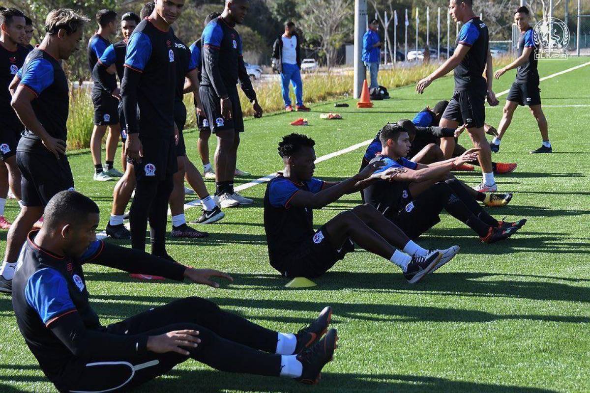 Lavallén ya impone su estilo en Olimpia: así son los entrenamientos del argentino y el regalo especial que recibió del club