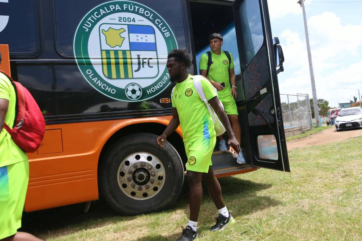 ¿Quién era la pelirroja? Juticalpa sorprende con su bus e hinchas del Motagua causan furor