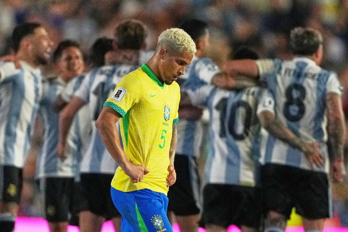 Neymar lo aprobó: el técnico campeón del mundo que fue ofrecido a Brasil tras el despido de Dorival