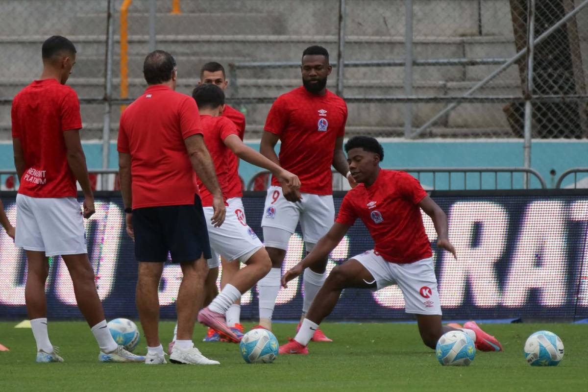 Bella periodista destacó, Saíd se soltó y el 11 que Olimpia no utilizó: así fue el juego donde Victoria no se presentó