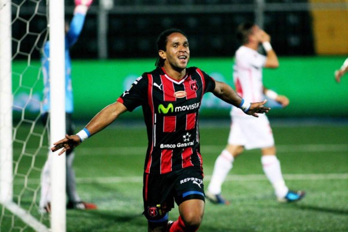 Los goleadores del torneo de fútbol de Costa Rica