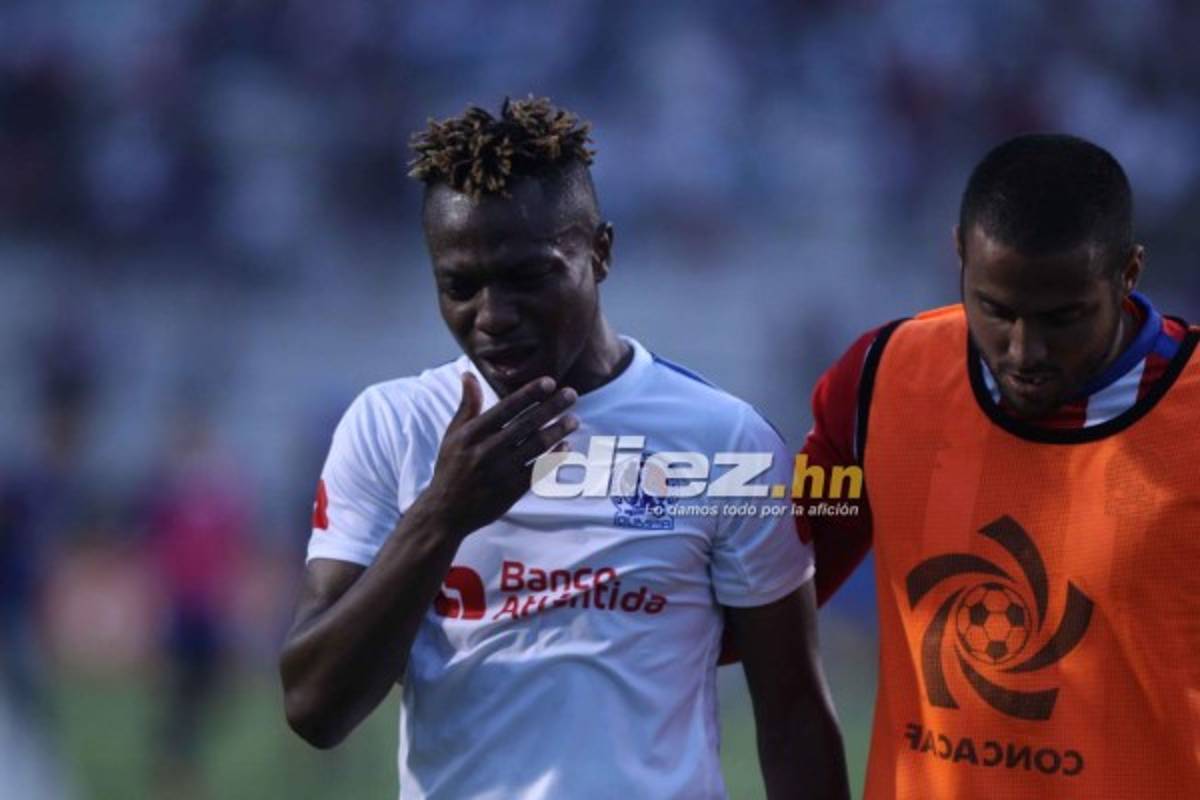 NO SE VIO POR TV: Wilson se saca la furia con Martínez y Rubilio hace gesto de crack a Costly  