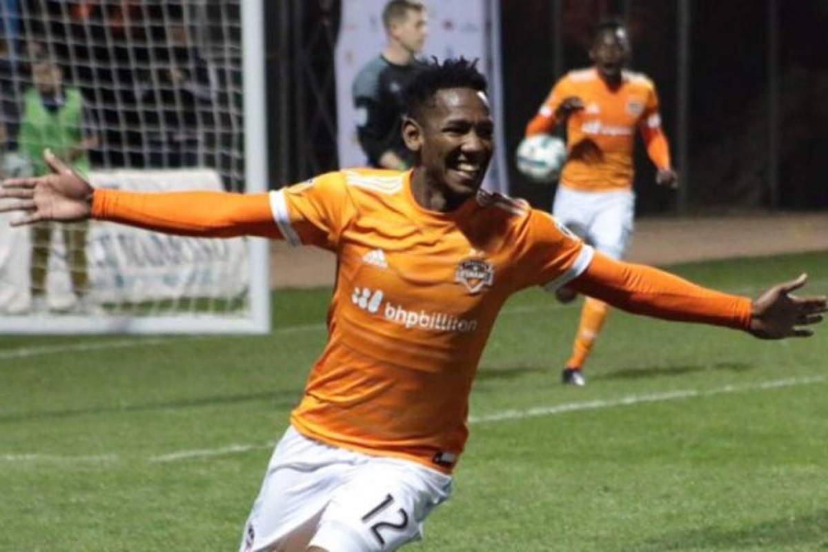 ¡SUBEN Y BAJAN! Así está el futuro de los legionarios hondureños para 2018