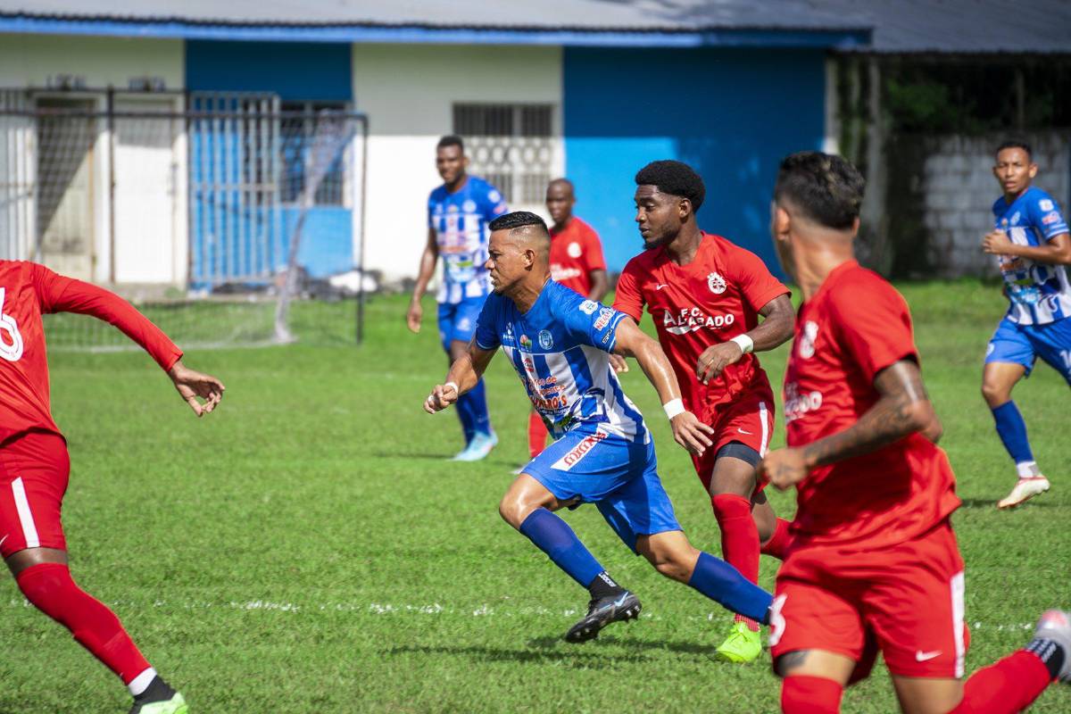Fernando Araújo gana su primer juego de pretemporada con el Victoria en amistoso contra FC Alvarado