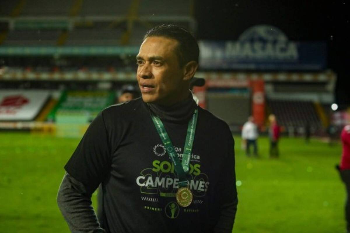 Centroamérica: Defensa deja Alajuelense y ficha por Marathón; tico y panameño a Europa