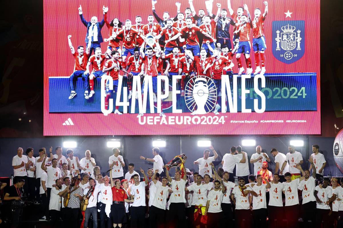 Tremendo baile de Nico Williams, el bonito gesto de Morata y sorpresa que se llevó el técnico de España tras ganar la Euro