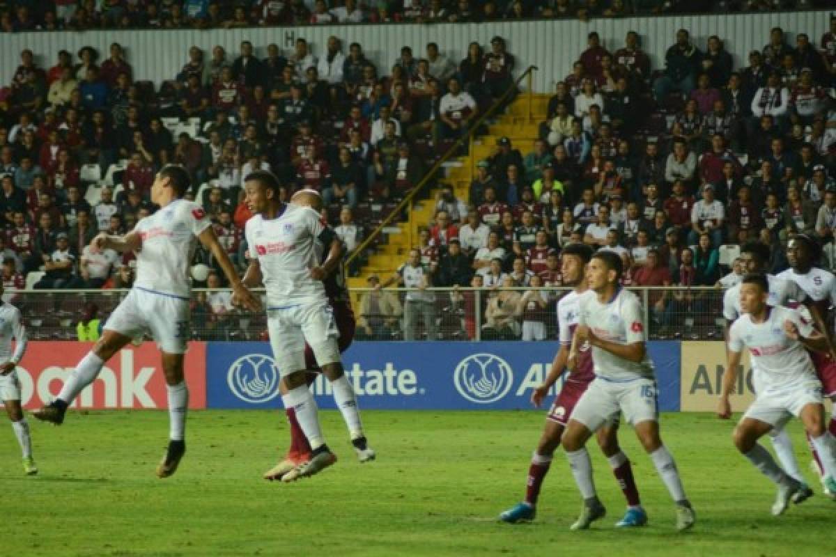 Llanto, dolor y silencio; las fotos que reflejan el desastre del Olimpia en Costa Rica