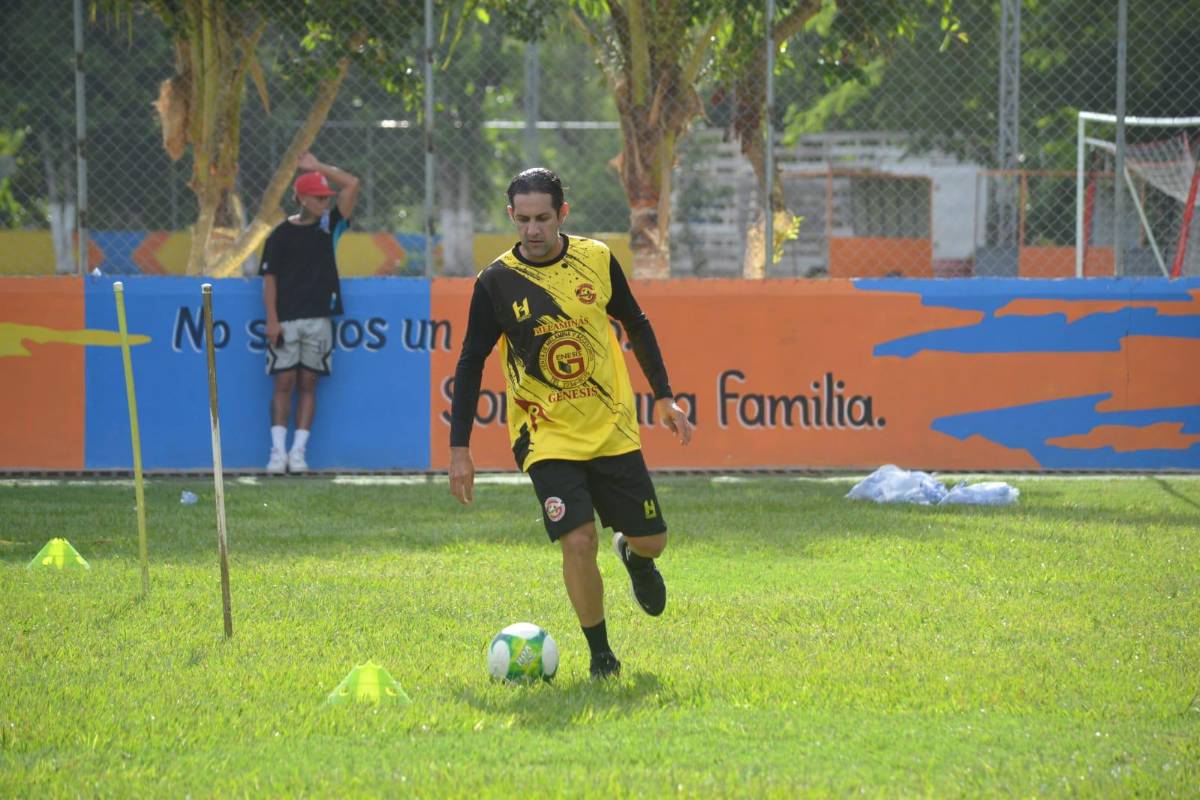 Los futbolistas claves del Génesis que construyeron el ascenso y tienen un puesto garantizado en primera división ¿Y cuántos fichajes han llegado?