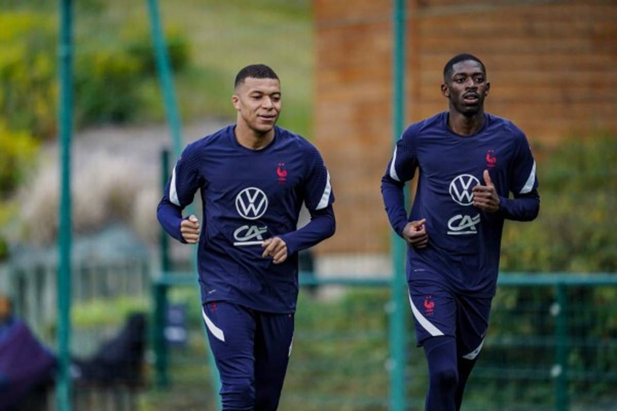 Mbappé se parte de la risa y las imágenes del brutal tridente que ponen a temblar a la Euro