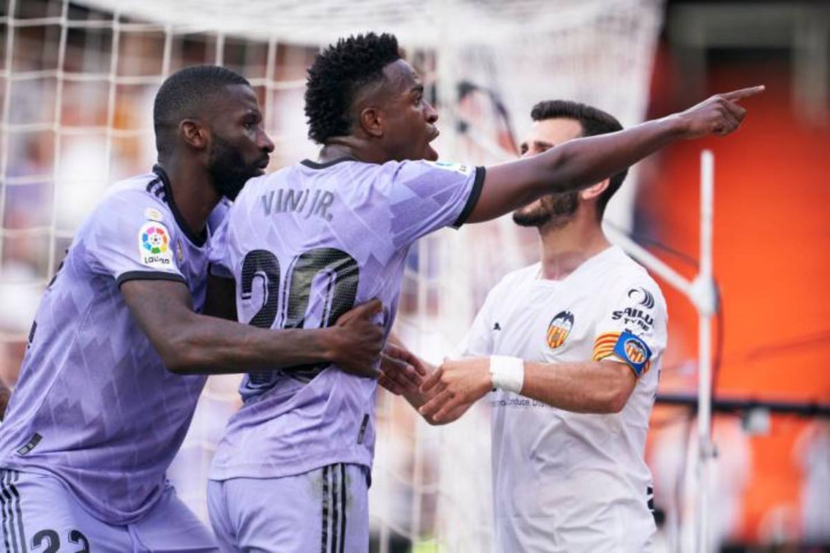 Vinicius soltó el bombazo en la liga española: “Si ocurre una vez más, me voy del campo”