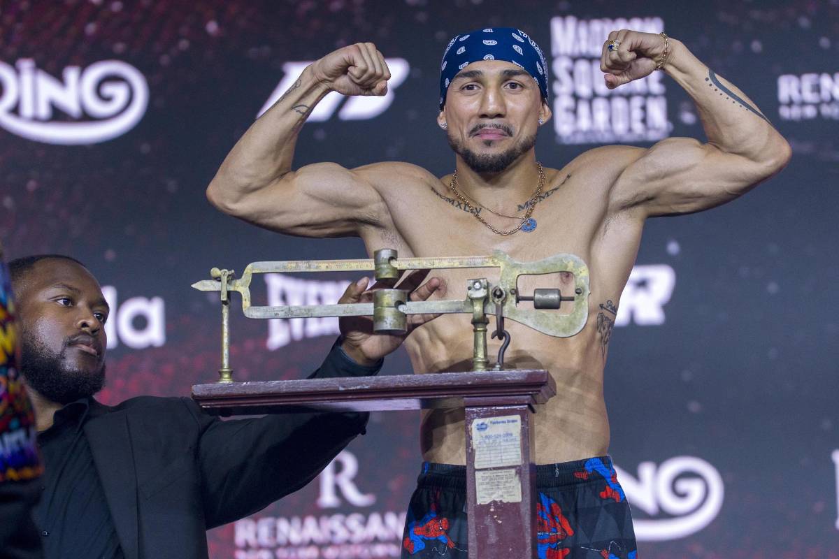 Mike Tyson hizo historia junto a él: ¿Quién es el entrenador del boxeador hondureño Téofimo López?