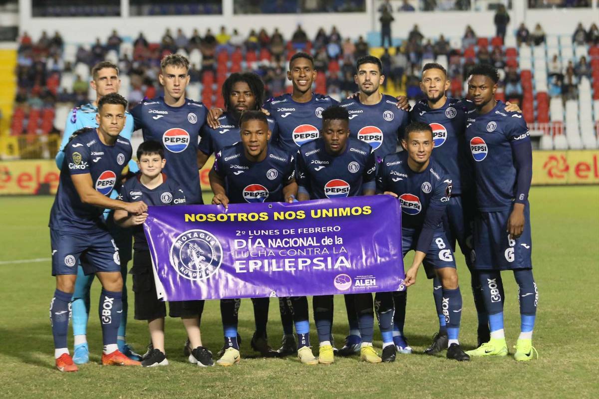 Triplete con dedicación especial, Diego Vázquez volvió a celebrar un gol de su hijo y debut del nuevo refuerzo de Motagua