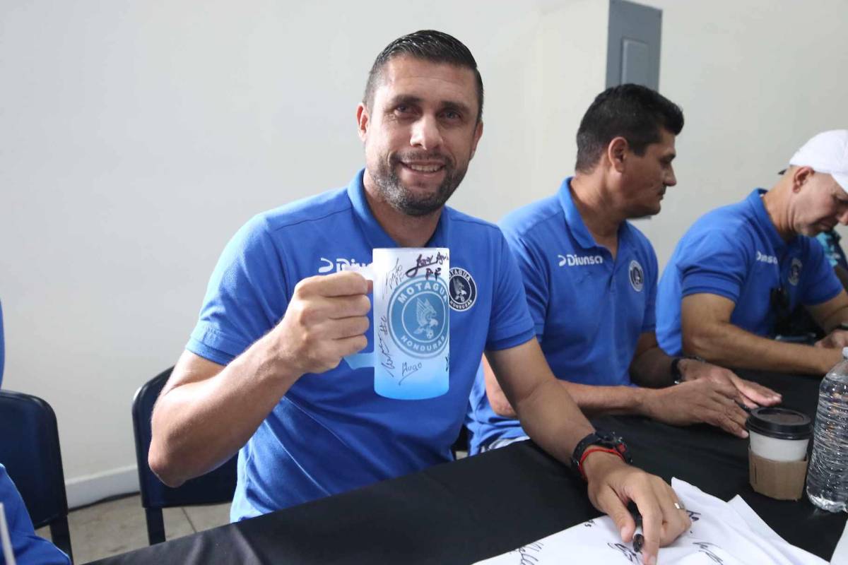 ¿Y Diego Vázquez? Motagua se olvida de su semana desastrosa y lleva alegría a los aficionados