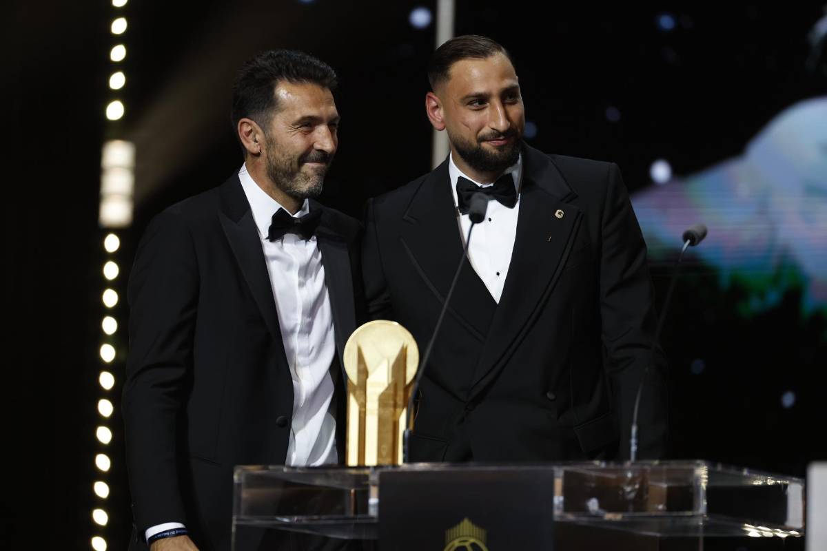 Balón de Oro 2025: El error que dio como ganador del Trofeo Lev Yashin a Dibu Martínez por encima de Donnarumma