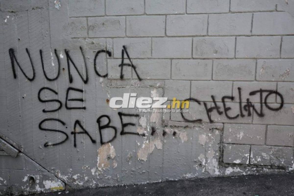 Llanto y consternación en el último adiós de Chelato Uclés en el estadio Nacional de Tegucigalpa