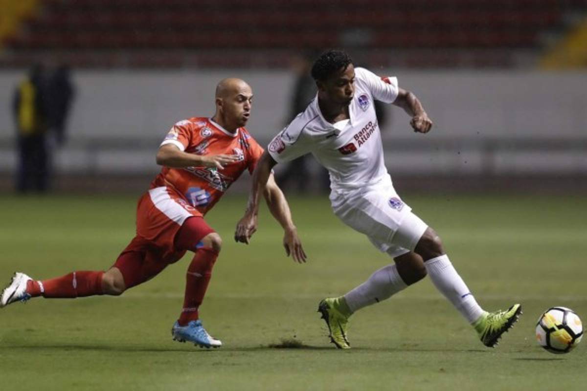 ¡Defensivo! Este será el 11 titular del Olimpia ante Motagua en semifinales