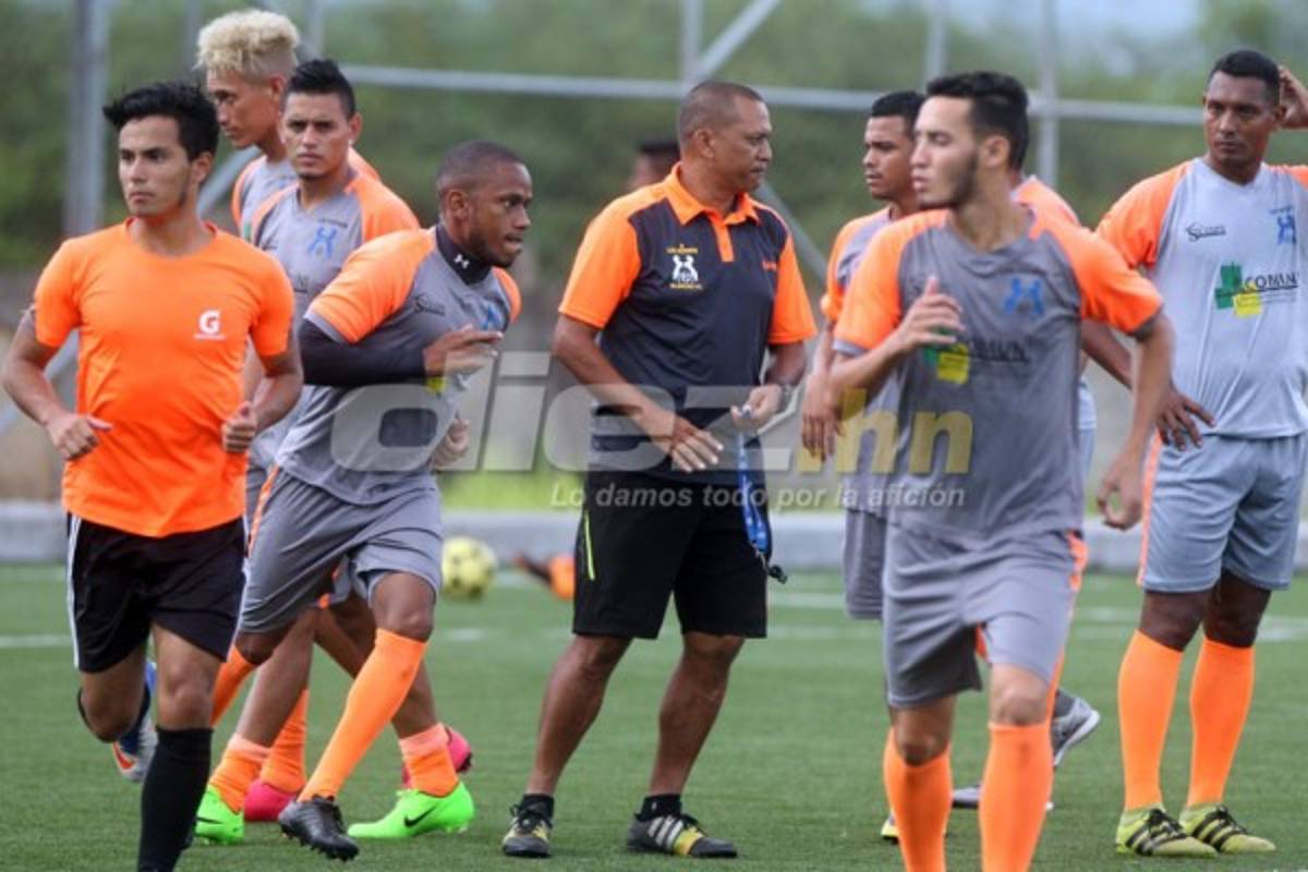 Así la pasa Julio 'Rambo' de León con Olancho FC de Liga de Ascenso
