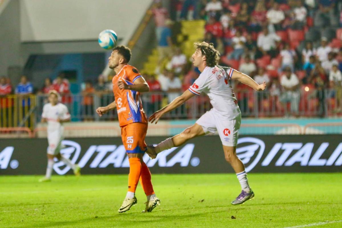 ¿Era el debut de Jeremy? La polémica de la jornada y fichaje de Motagua en alerta