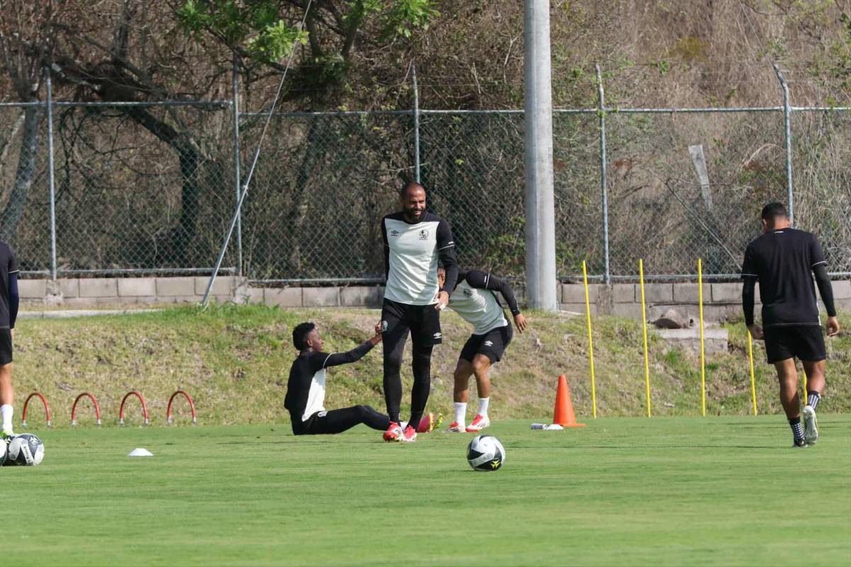 ¡Sorpresa! Olimpia incorpora a su nuevo fichaje para la próxima temporada y es seleccionado hondureño