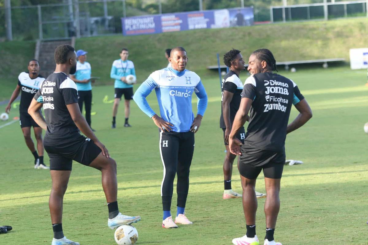 Legionario volvió a casa, la selfie de Rueda, centrados en Haití y Nicaragua en la eliminatoria: así se vivió el entreno de la Selección de Honduras
