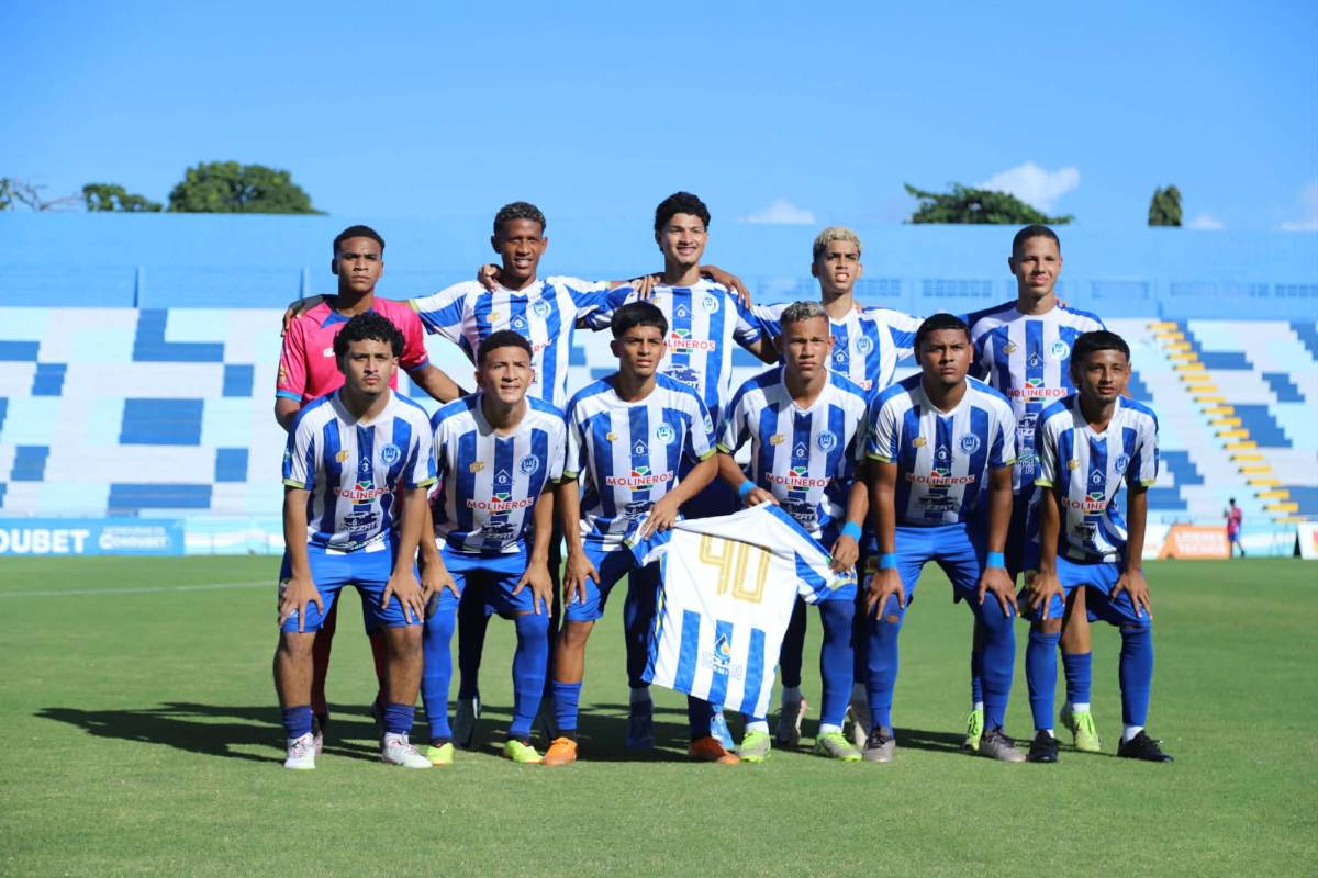 ¡La Ceiba de fiesta! Victoria celebró por lo alto, fichaje del Olimpia presente y exmundialista llegó a la final de Reservas