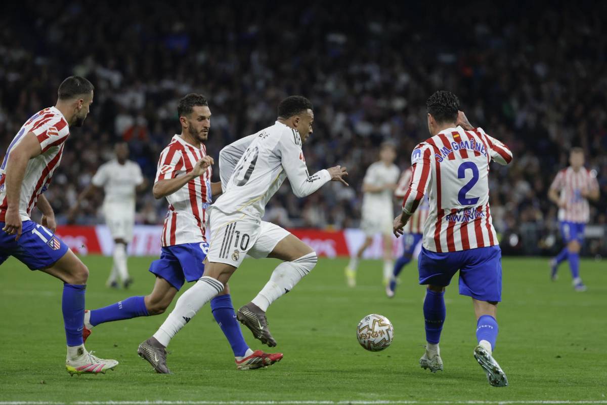 Arbeloa lo castigó por llegar tarde, el polémico penal y así fue captada Ester Expósito en el triunfo del Real Madrid