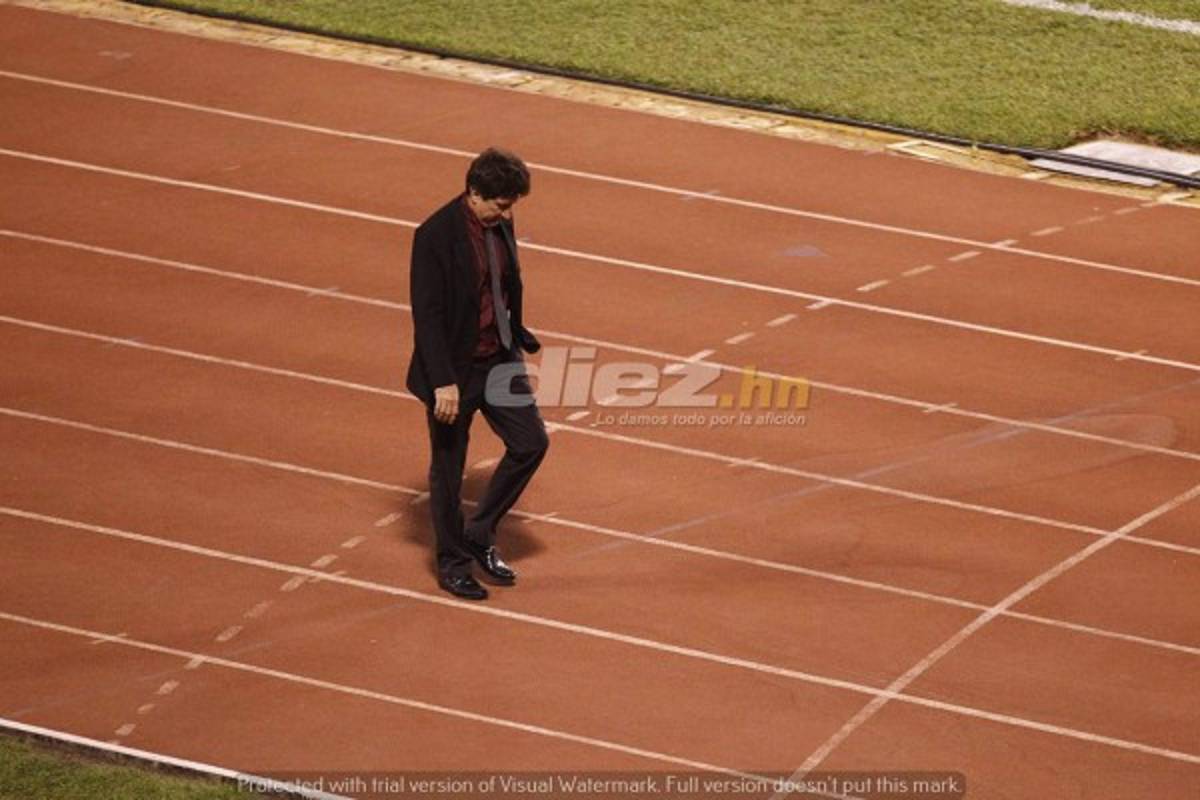 NO SE VIO EN TV: Tristeza, frustración y rabia en Marathón tras la goleada