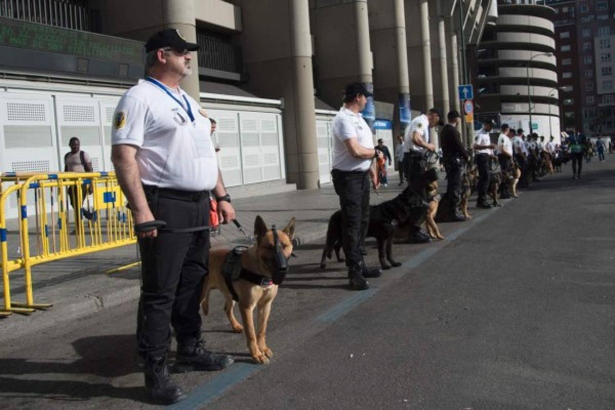 Las imágenes que no se vieron por tv: La bronca de la barra del Bayern en el Bernabéu