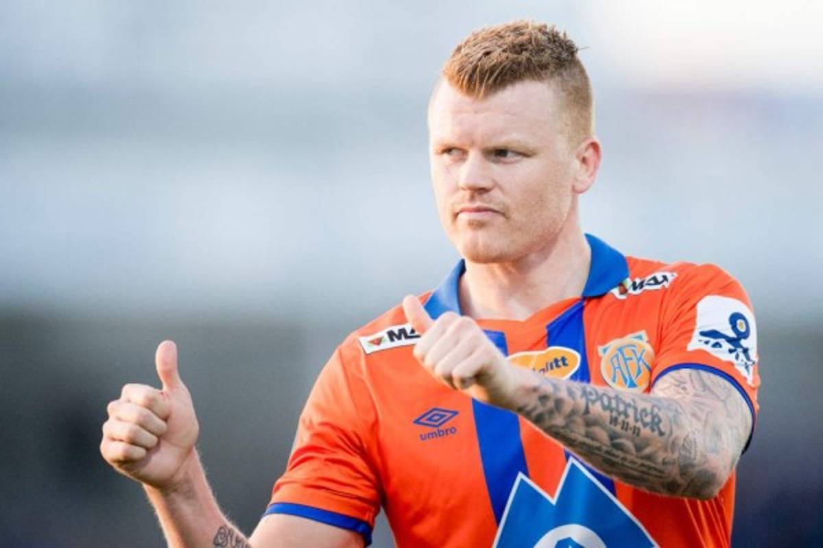 Los futbolistas que creíste que ya estaban retirados, pero siguen activos en ligas exóticas