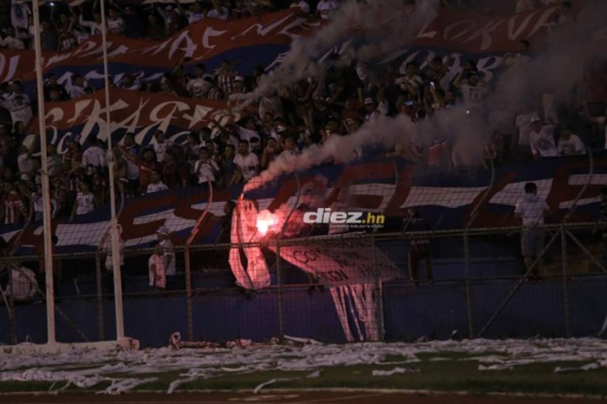 Chicas lindas, la tristeza del Motagua y Jerry Bengtson consolando a Emilio Izaguirre