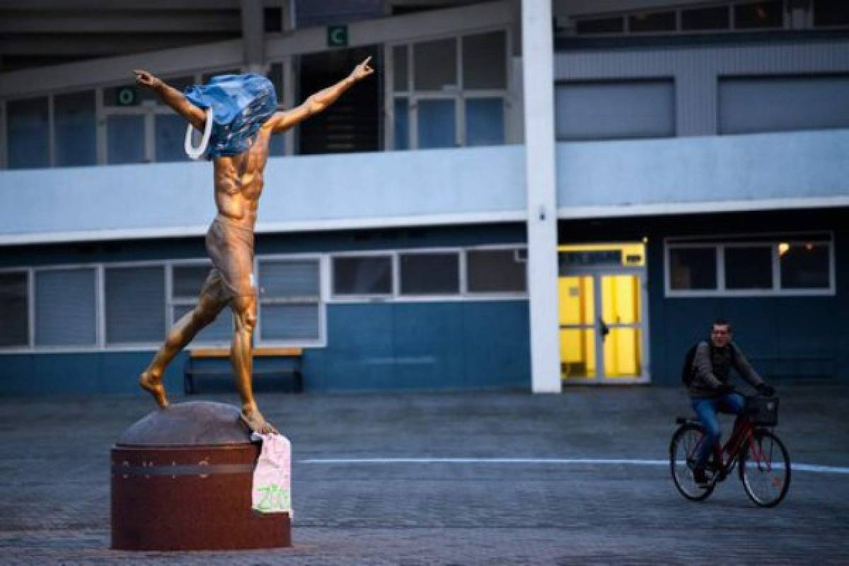 Zlatan Ibrahimovic se hace dueño de un club y los hinchas del Malmo destrozan su casa y queman su estatua