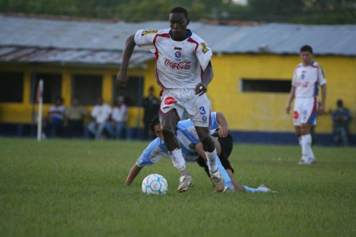 Solo tres siguen activos: El último 11 de Olimpia que puso de rodillas a Saprissa en Costa Rica