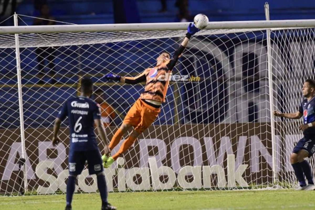 El saludo de Frank de Boer con Diego Vázquez, abrazo de Klusener e intercambio de camisas