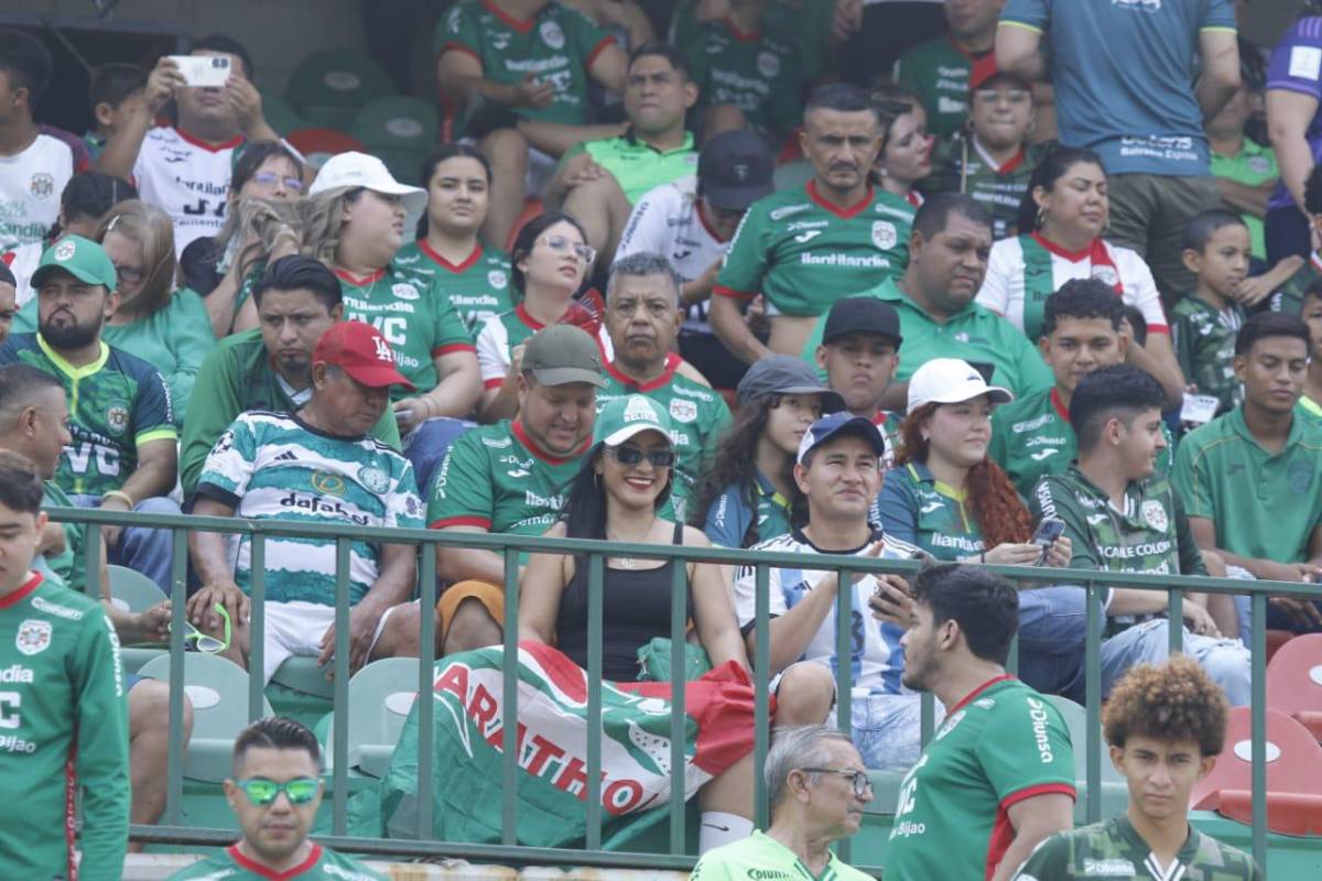 FOTOS: ¡Bellezas y ambientazo! Las hermosas chicas que engalanaron el Marathón - Génesis en el Yankel