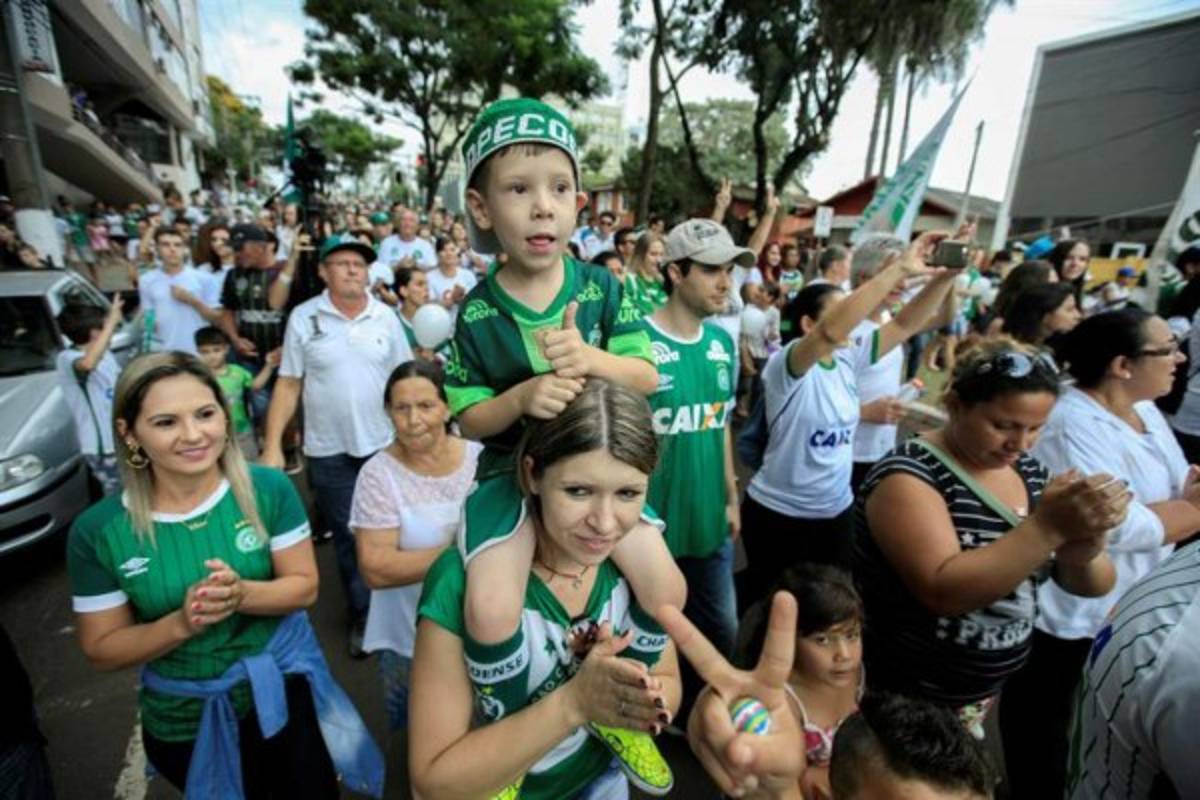 El Chapecoense vibró con sus 'hermanos' de Colombia en la final esperada