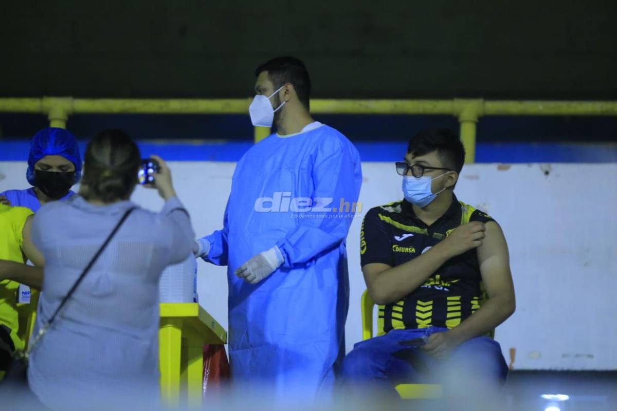 NO SE VIO EN TV: El fantasma en el Morazán, detallazo a jugadores del Vida y expulsión del Buba López