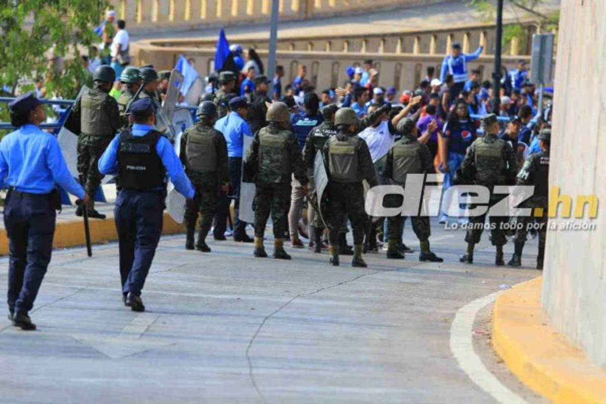 No se vio por TV: El bonito gesto del Olimpia y la policía hizo el mejor partido