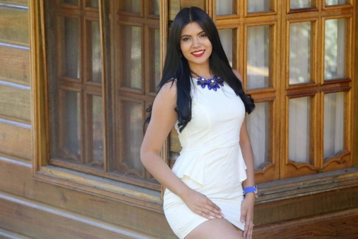 Ella es Katherin Moncada, la bella modelo de programa de televisión