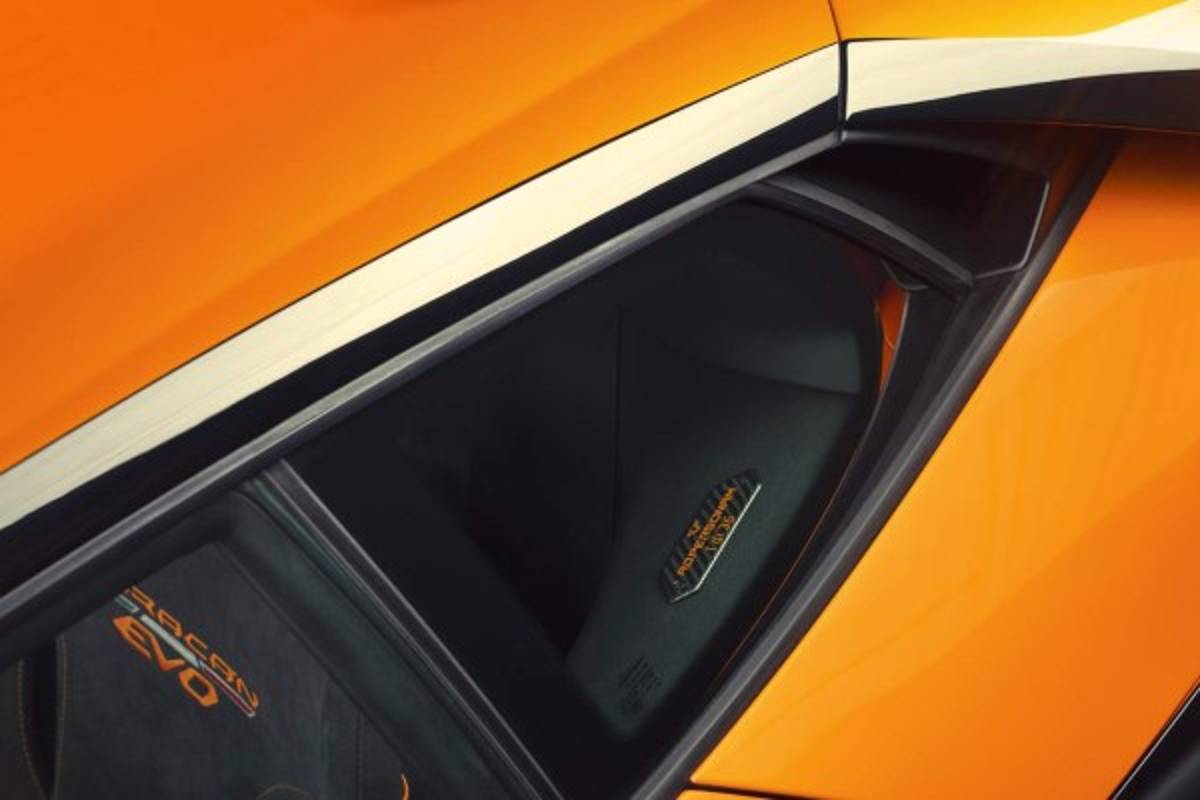 Crack del Barcelona marcó un golazo y luego se compró un Lamborghini de 250 mil euros