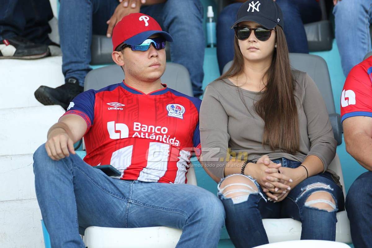 Así festejó Motagua tras avanzar a la final, la tristeza y amargura en Olimpia y las bellas chicas que sufrieron por el león