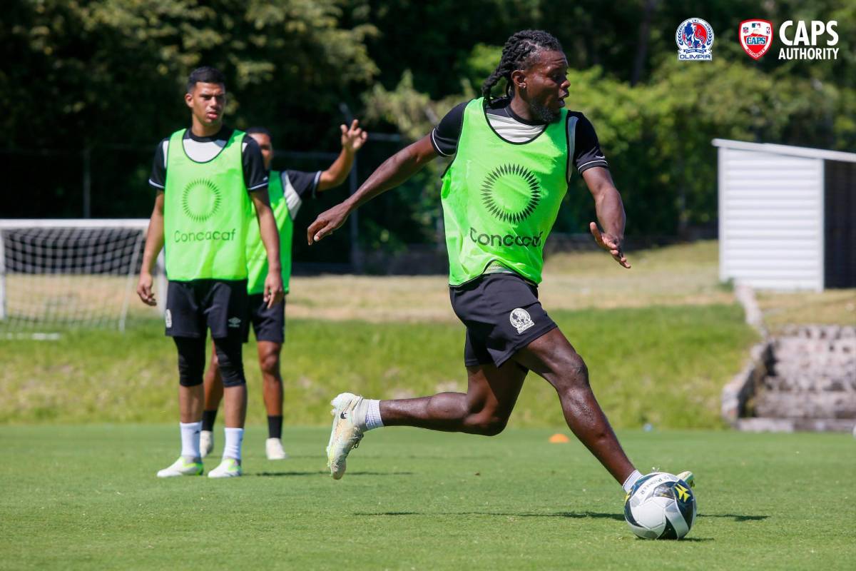 Pedro Troglio vuelve a Argentina y esta es la alineación histórica que dirigió al frente del Olimpia