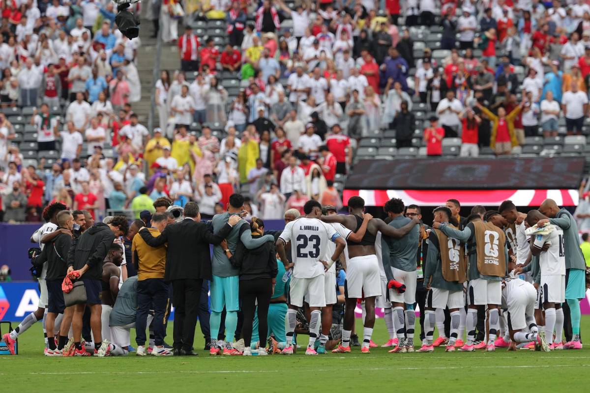 El desconsuelo de Panamá, así fue captado Beckham y una linda hondureña